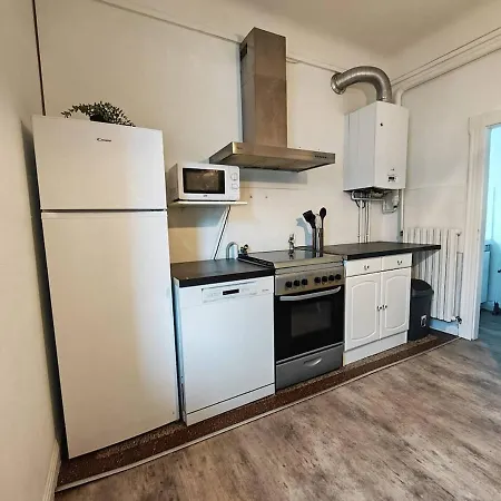 Le Meuble A - Jusqu'a 4 Personnes * Metz