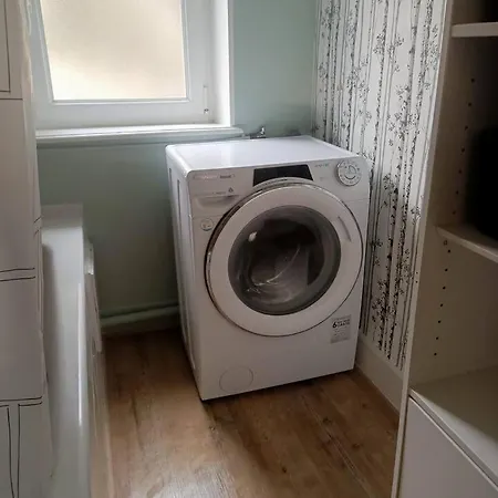 Le Meuble A - Jusqu'a 4 Personnes Daire *